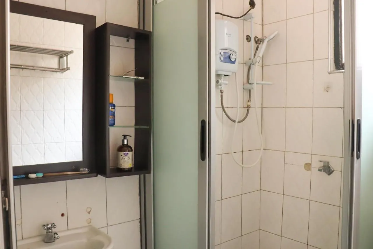 Charming 2-Bed House In Kampala Villa 0*,